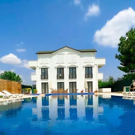 Villa Hotgarden Tatil Villalari Sapanca