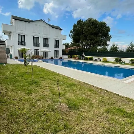 Hotgarden Tatil Villalari Villa *