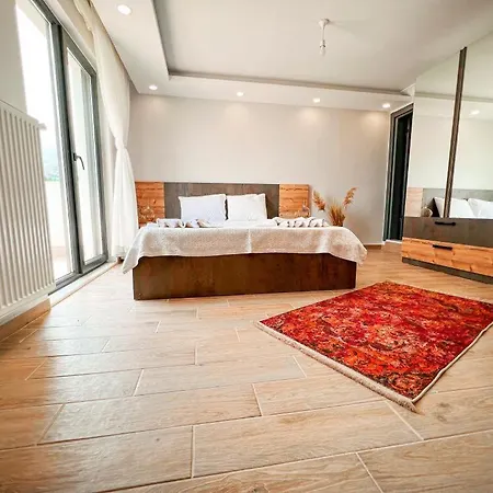 Hotgarden Tatil Villalari Villa